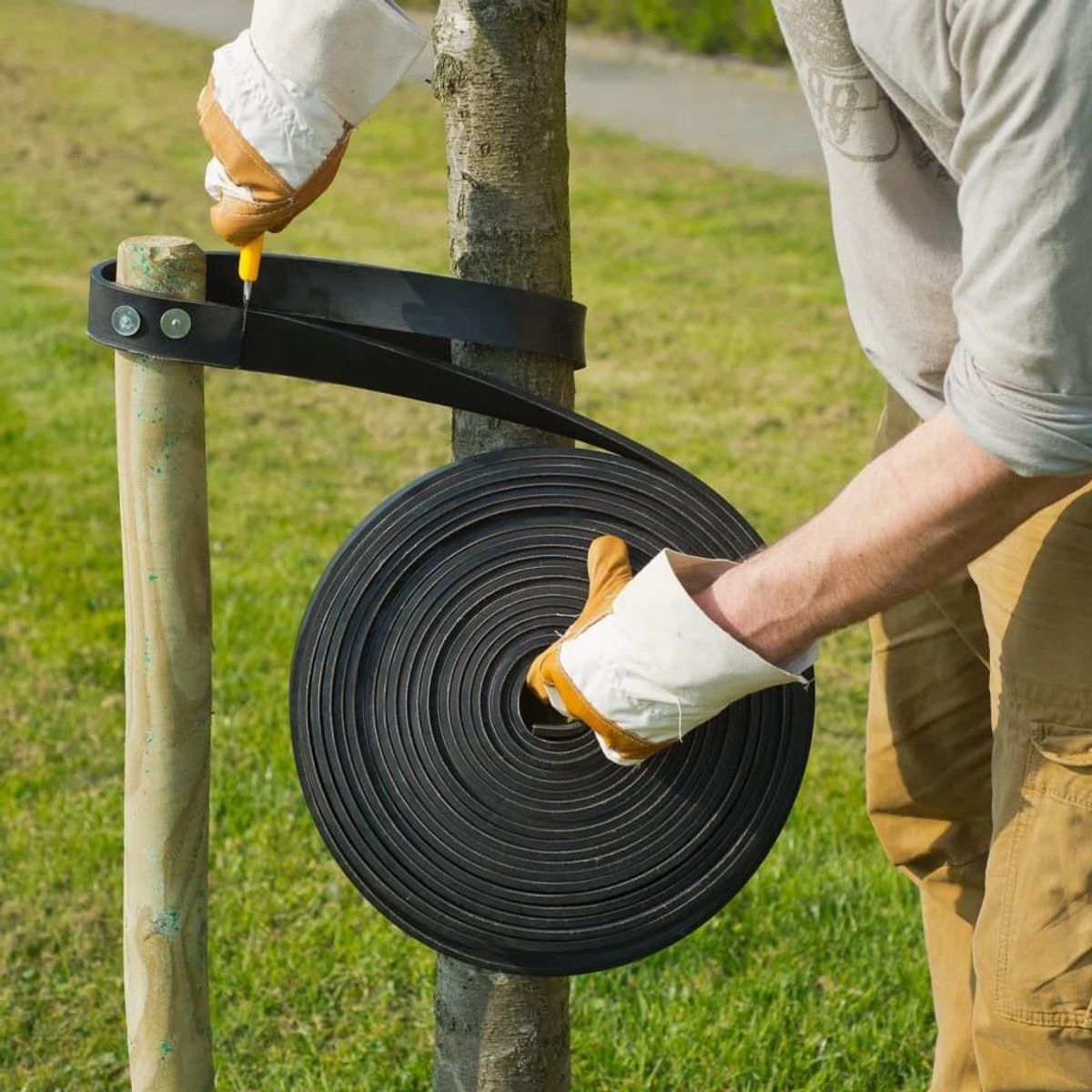 træbånd til opbinding 4 cm x 15 m sort