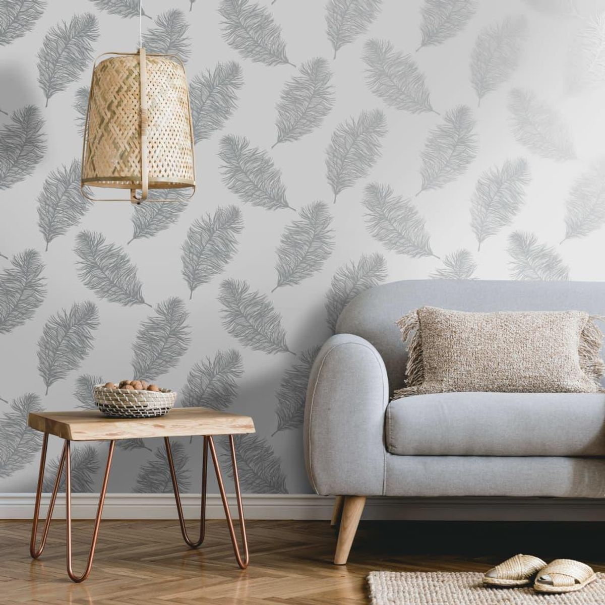 DUTCH WALLCOVERINGS tapet Fawning Feather lysegrå