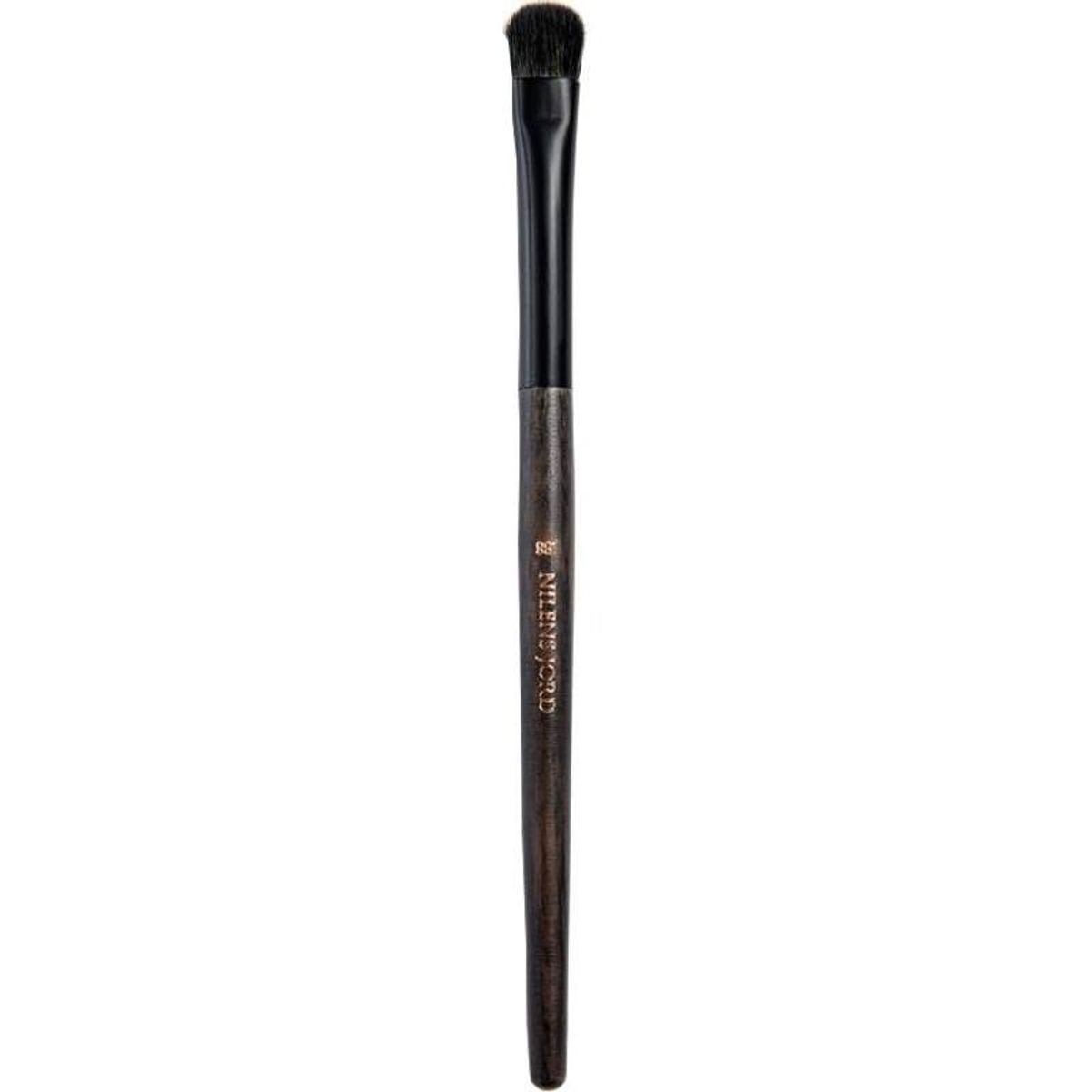 Nilens Jord Pure Collection Medium Eye Shadow Brush No. 881