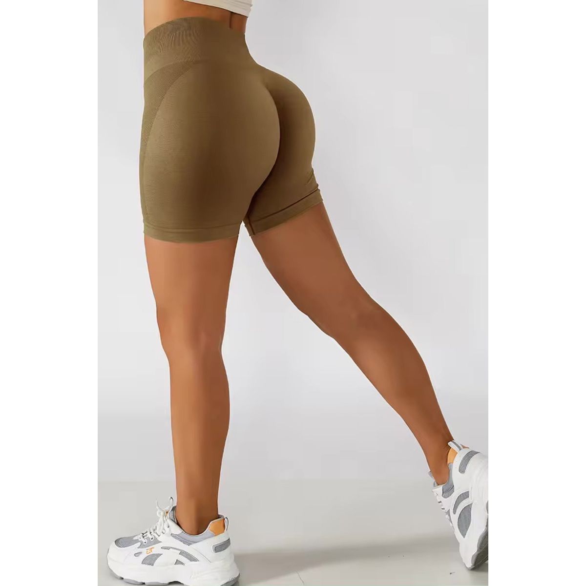 SHAPESHIFT scrunch shorts LightBrown - Large / LightBrown