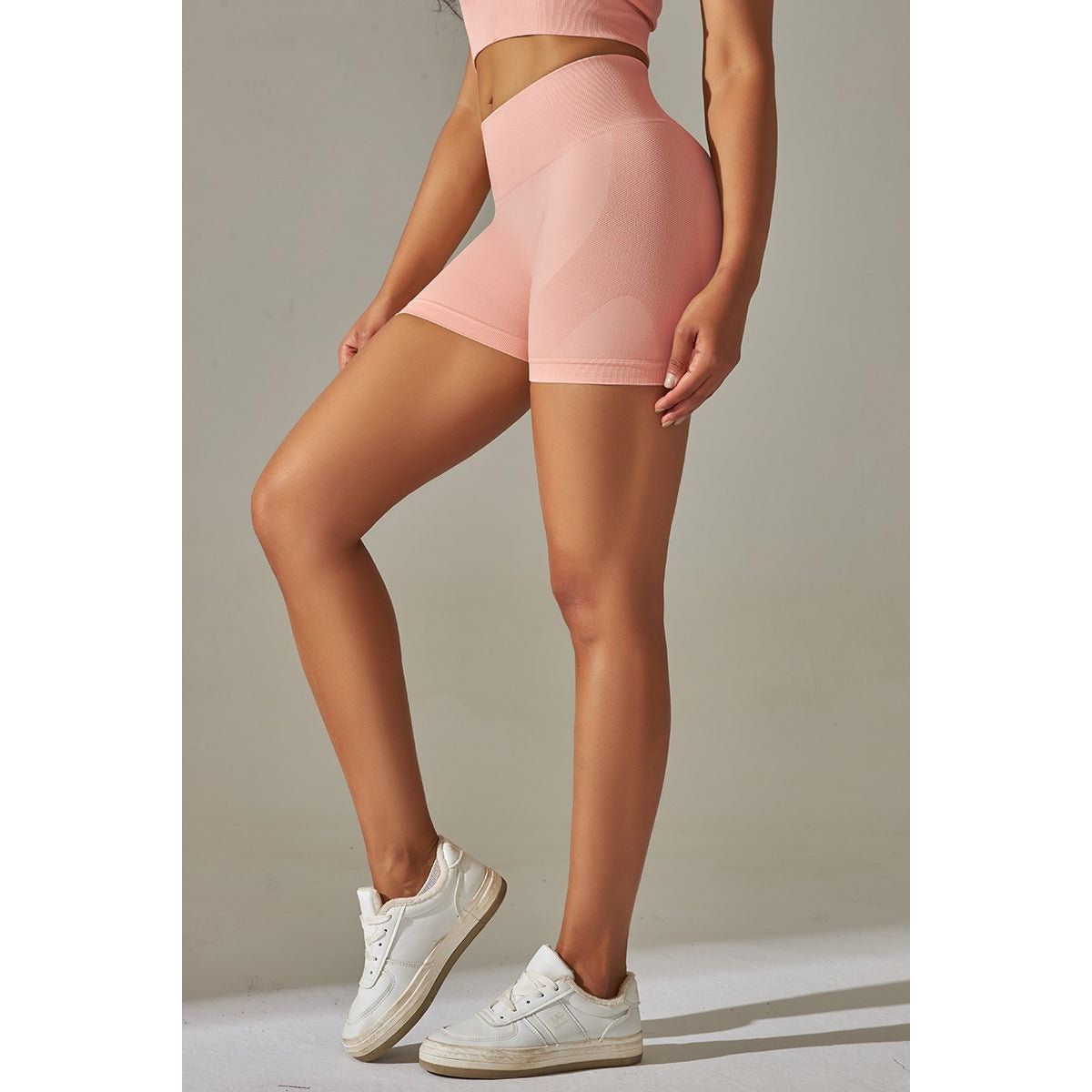 AirMotion scrunch shorts LightPink - Large (L) / Light pink