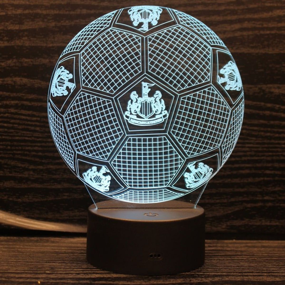 Newcastle United 3D Fodbold lampe - Lyser i 7 farver