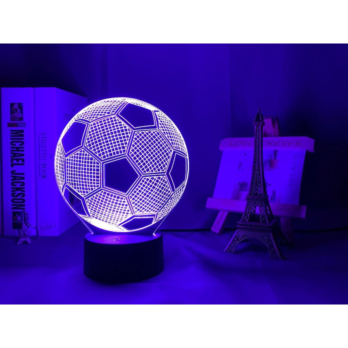 Fodbold lampe 3D (Kabelfri / kan oplades) - Lyser i 12 farver