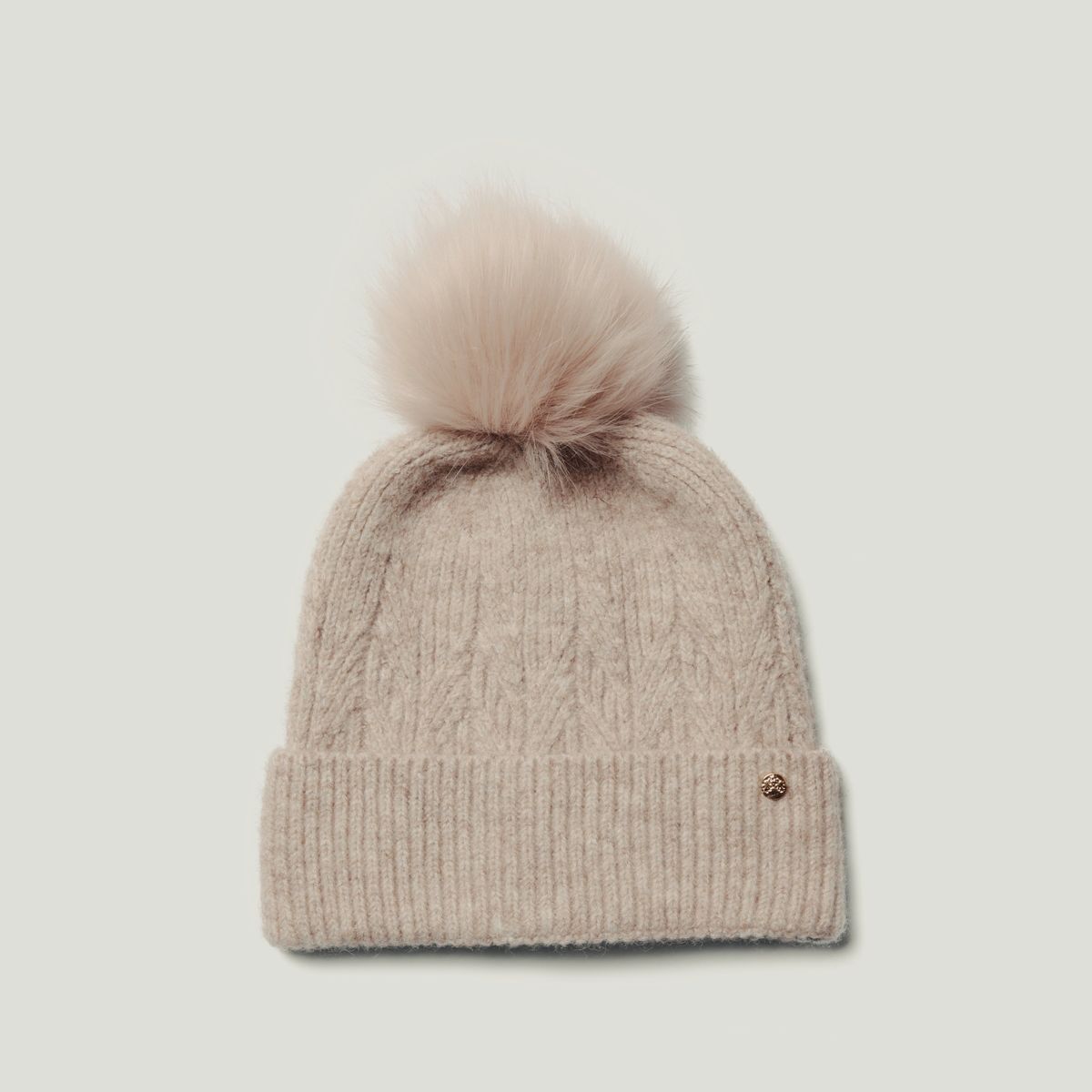 Alicia Beanie tophue, mandelhvid