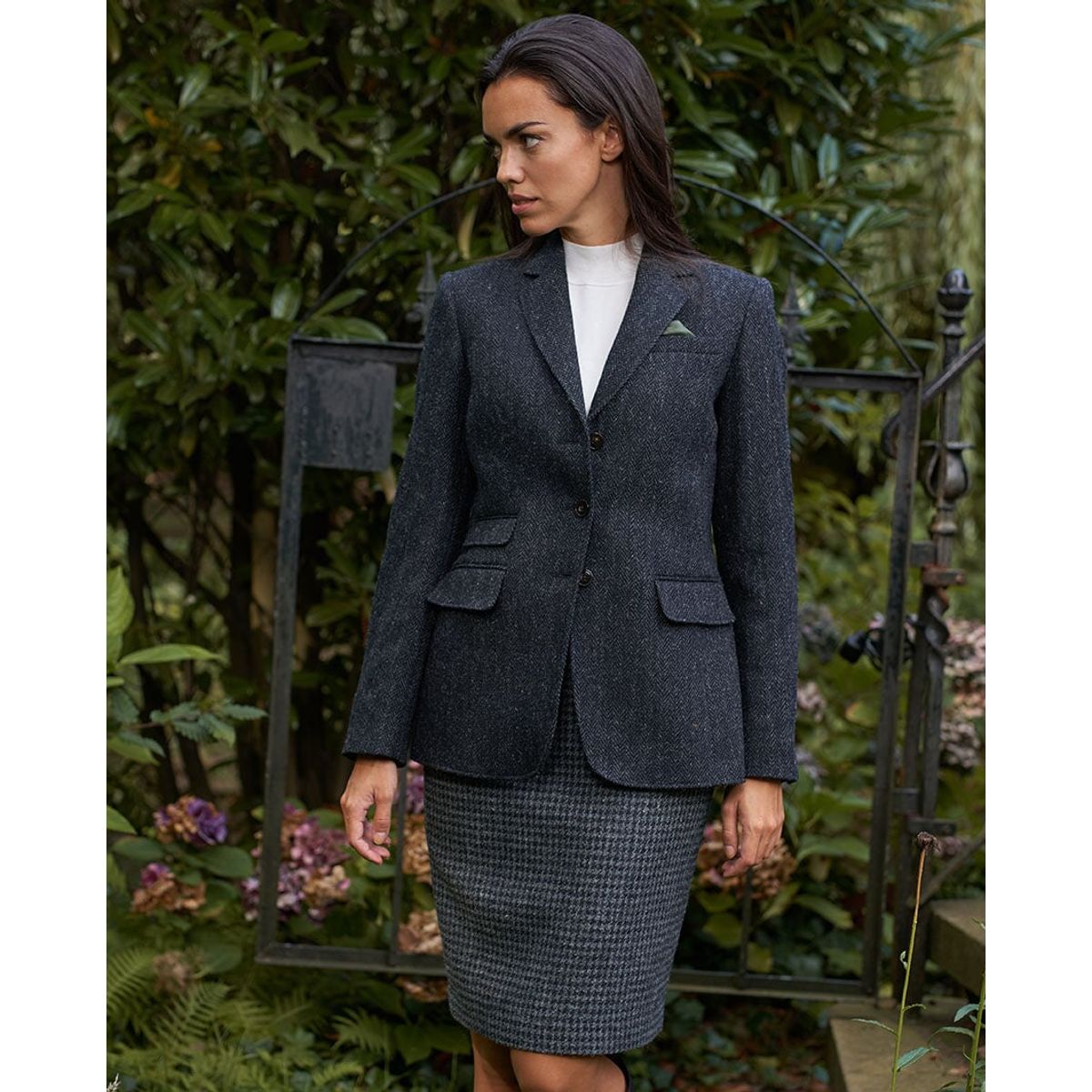 Carola blazer dame, Harris Tweed, koksgrå sildebensmønster - 44