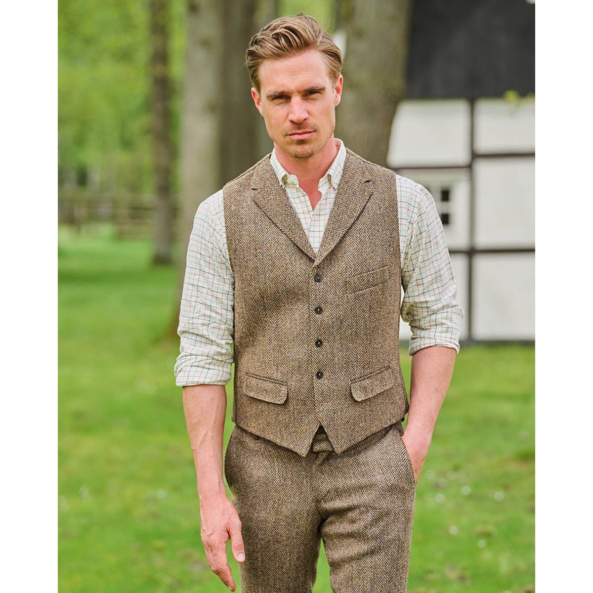 Wales tweed vest, Harris Tweed, country herringbone - 98 EU