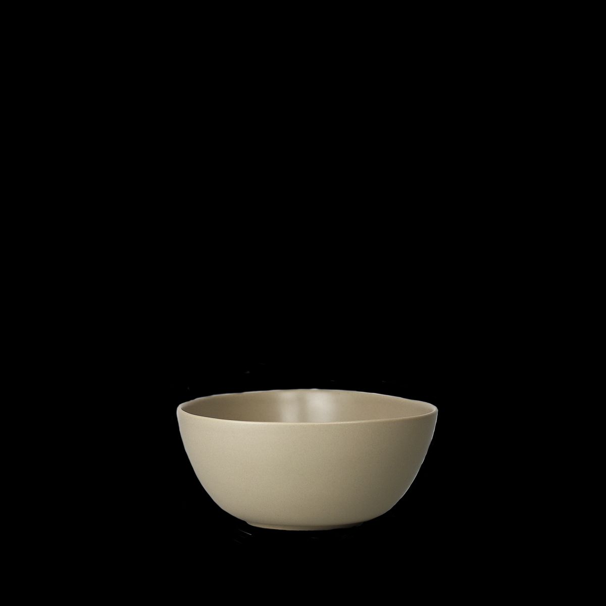 Signature Serving Bowl, Large - Soft sand