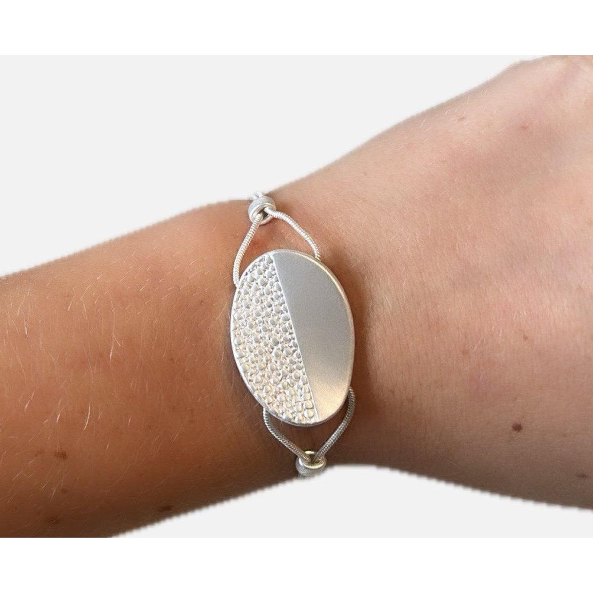 Dansk smykkekunst armbånd - 7C5000