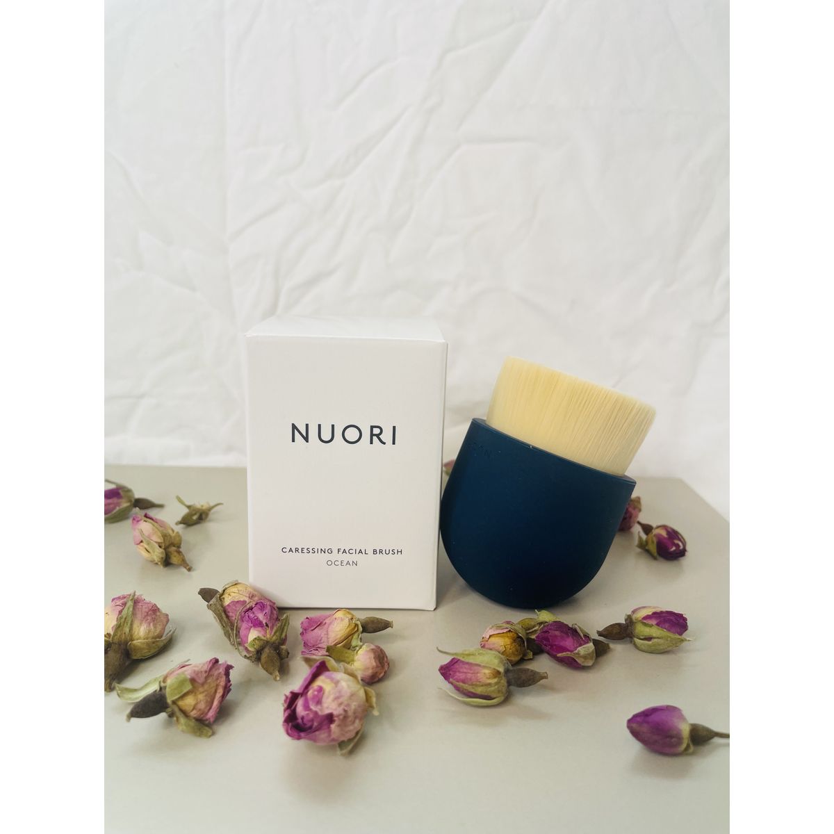 NUORI Caressing Facial Brush - Ocean