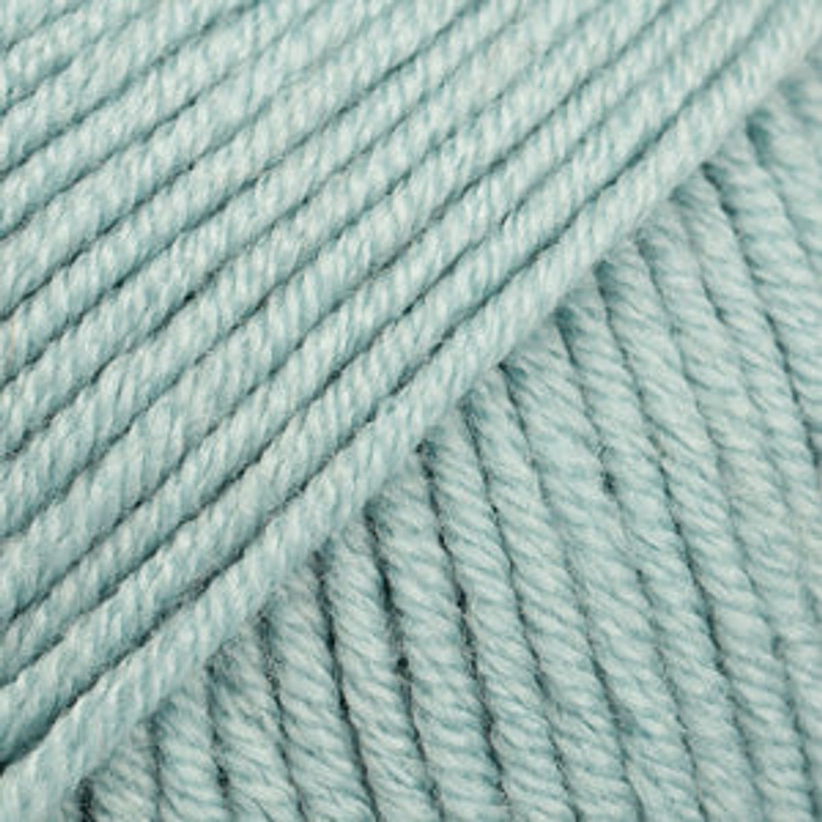 Drops Merino Extra Fine - Light sea green - 15