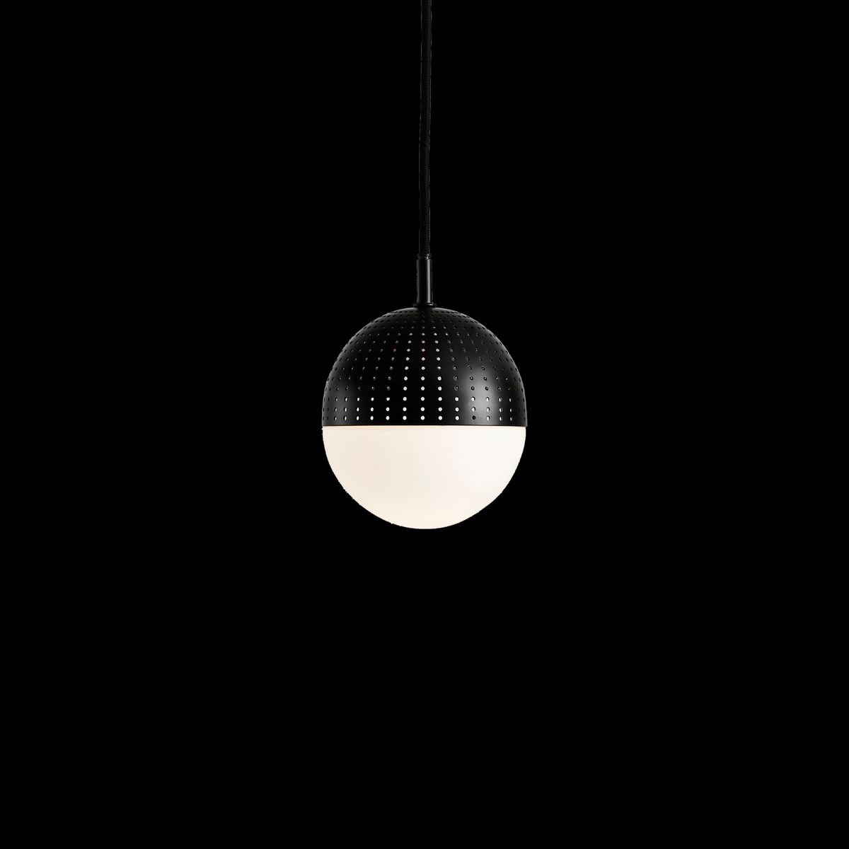 WOUD - Dot pendant (Small) - Black