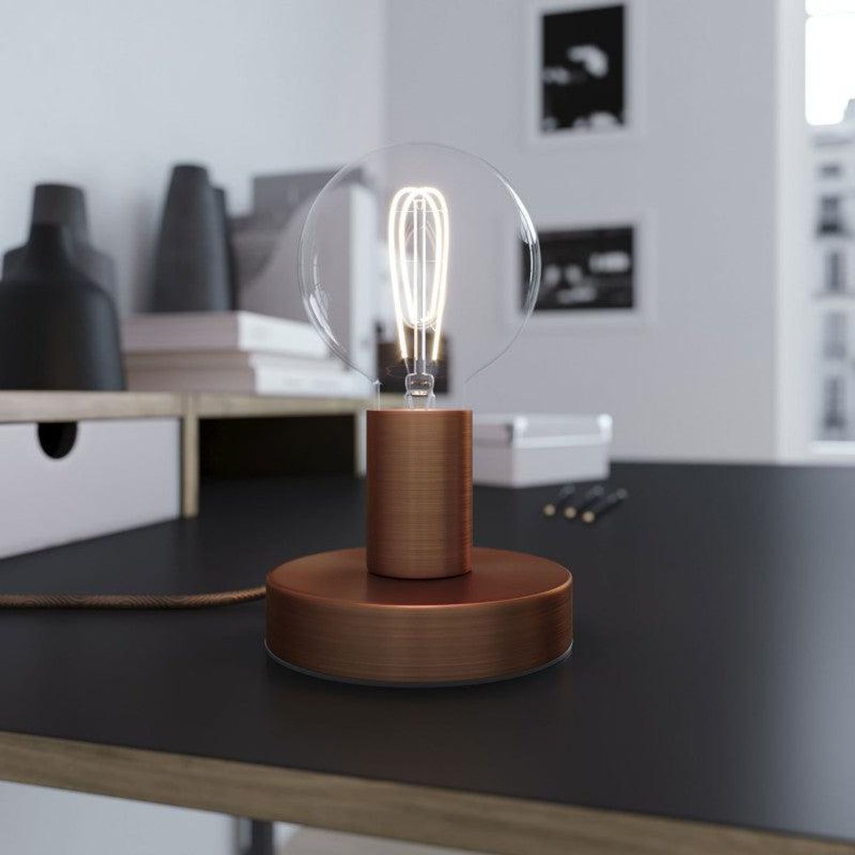 Creative Cables Posaluce Bordlampe Børstet Kobber