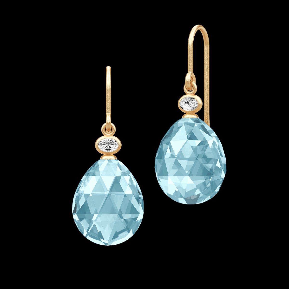 Ofelia Earring Ice Blue