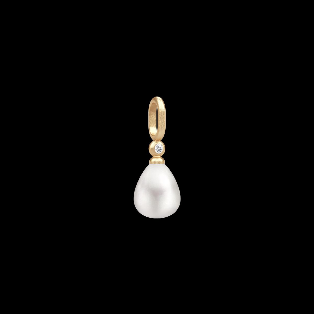 Tasha Pendant White Pearl