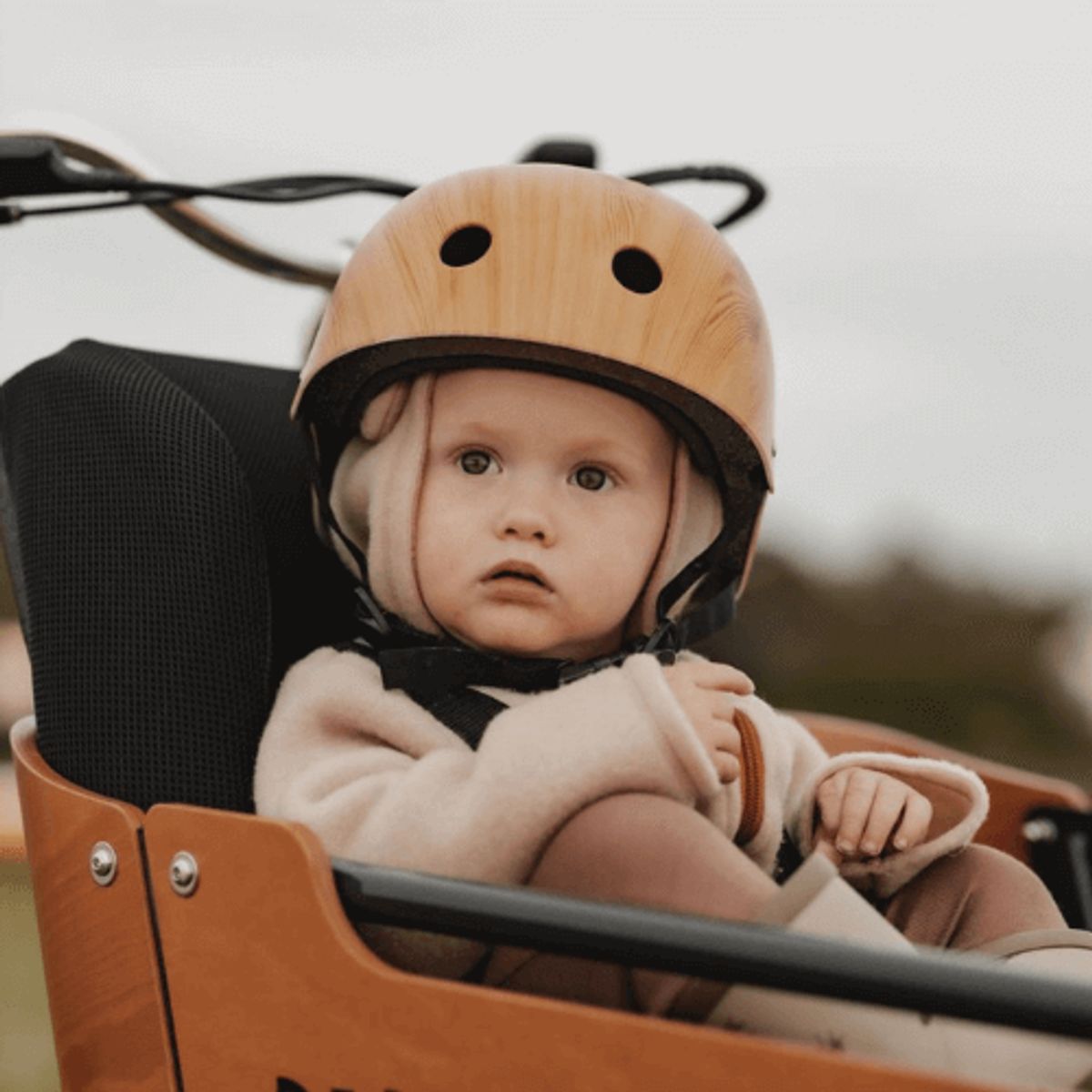 Cykelhjelm - retro trælook 2-4 år - Coconut