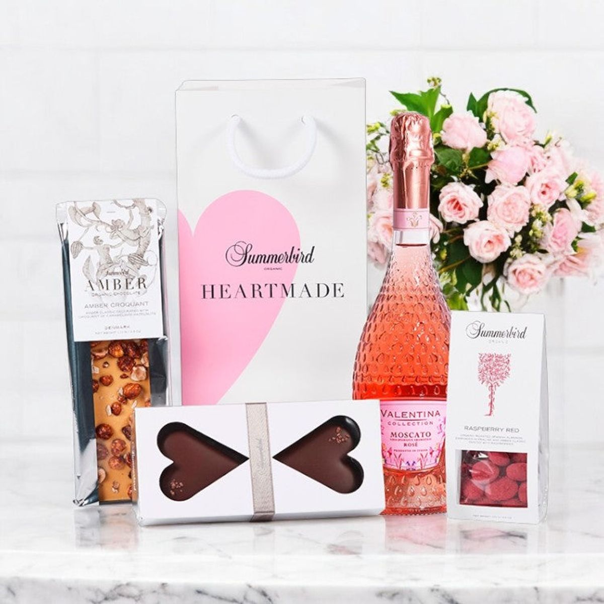 Valentinsgave med Summerbird chokolade og Moscato Rosé bobler