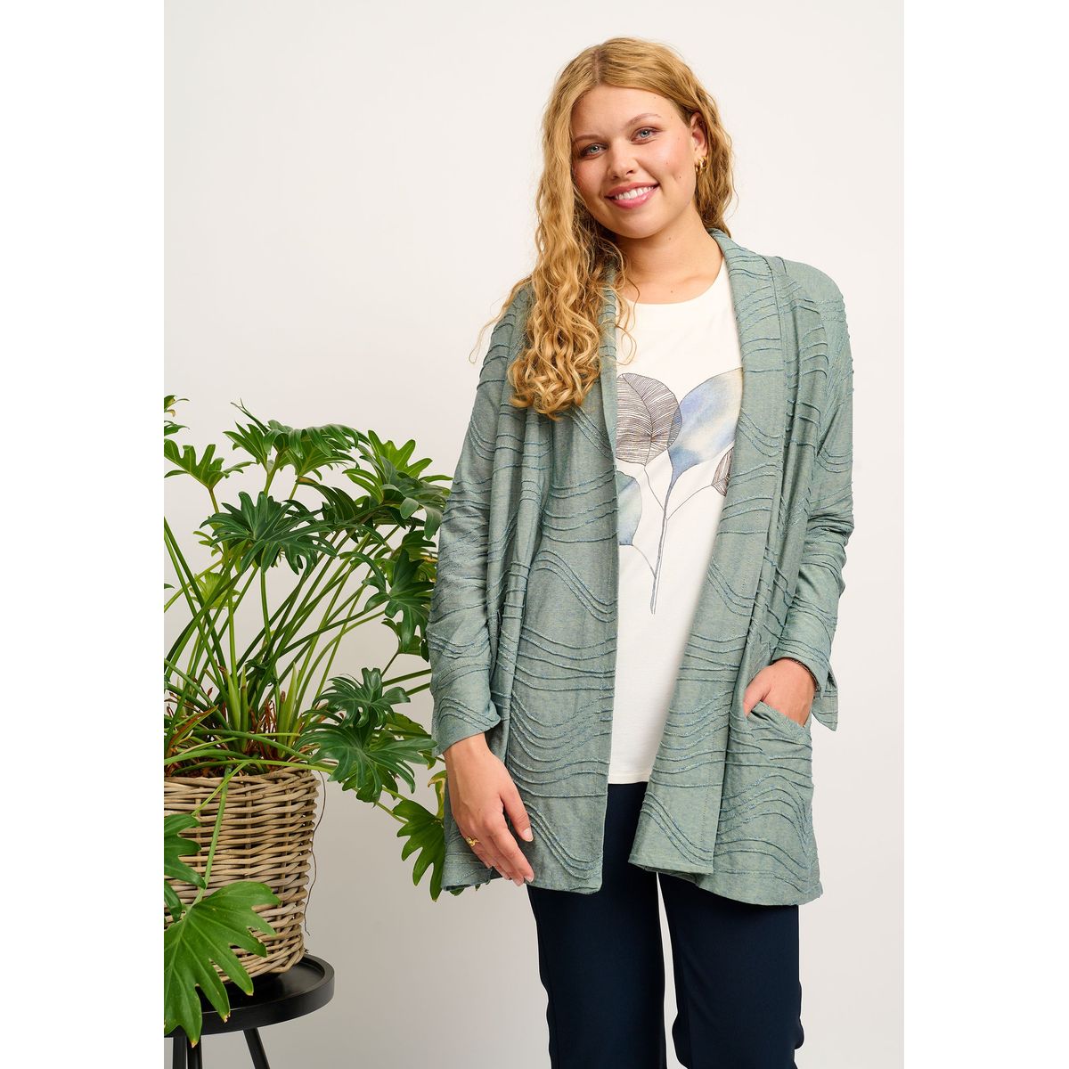 Chmaibritt - Faded Green - Cardigan - 48