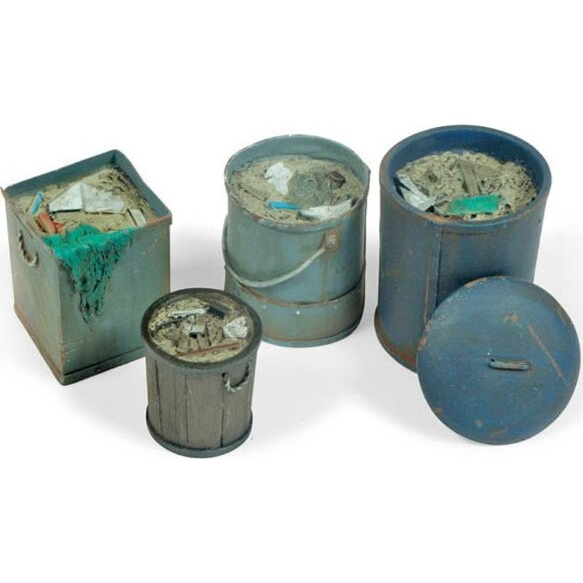 Vallejo Scenics - Assorted Garbage Bins - Sc213