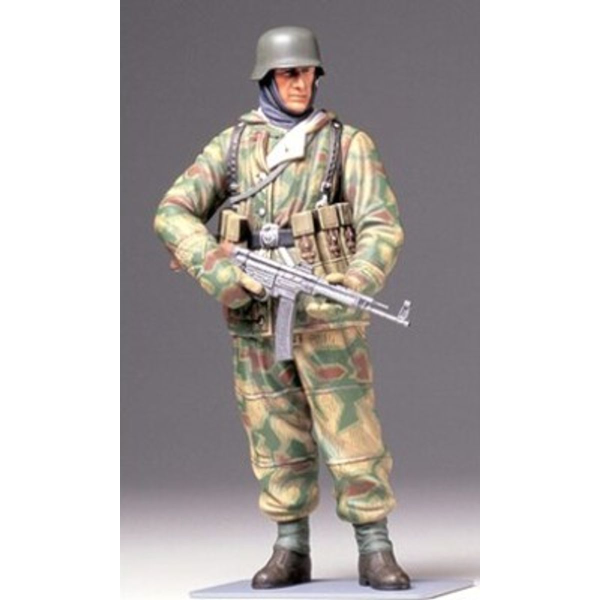 Tamiya - Tysk Infanteri Soldat Wwii - Model Figur - 1:16 - 36304