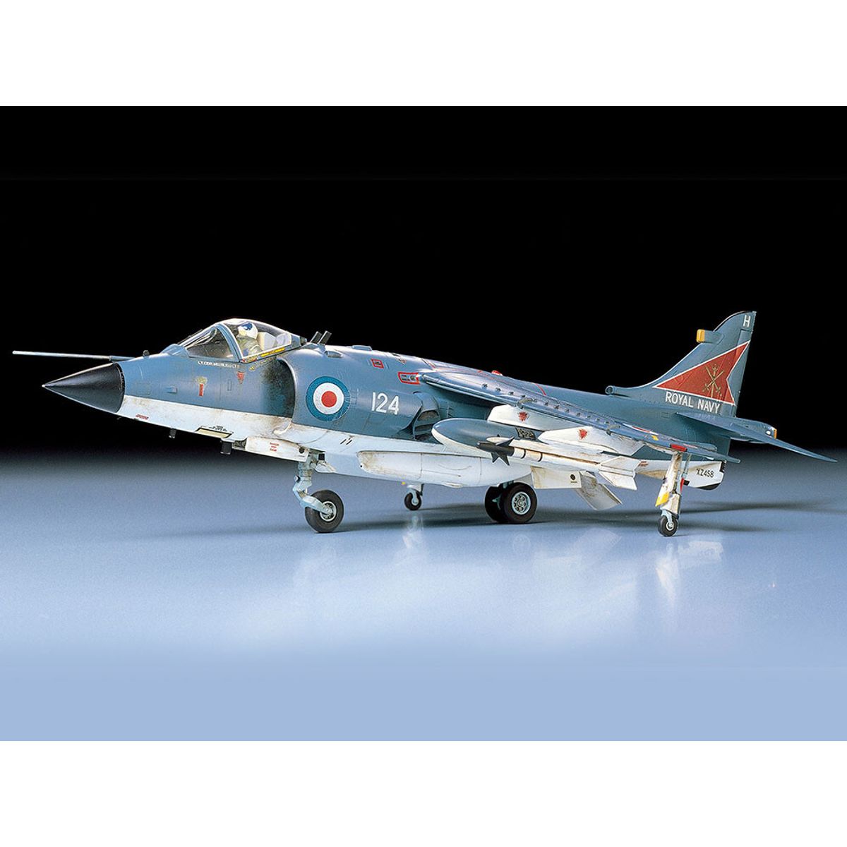 Tamiya - Royal Navy Sea Harrier Frs.1 Byggesæt - 1:48 - 61026