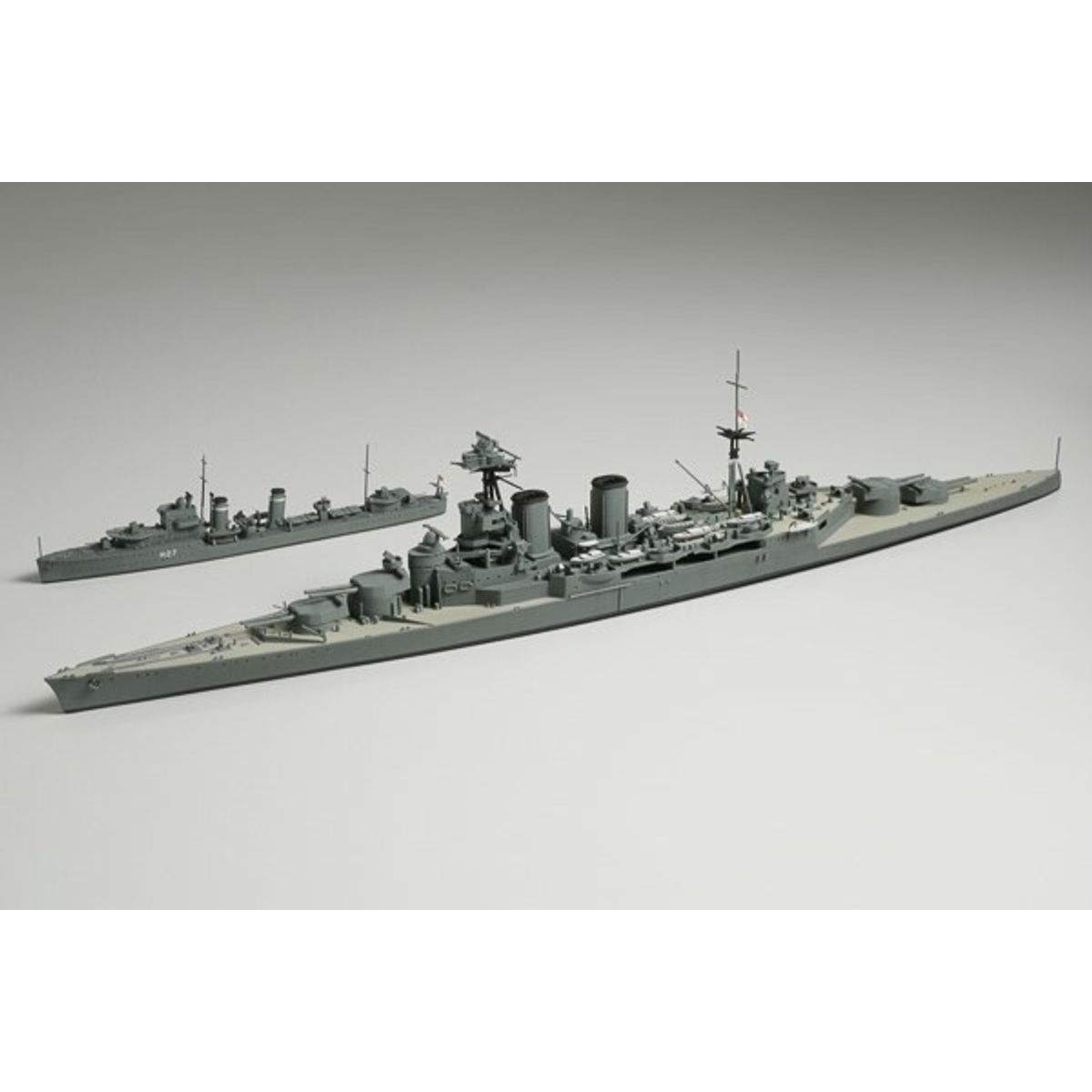 Tamiya - Hms Hood & E Class Destroyer Byggesæt - 1:700 - 31806