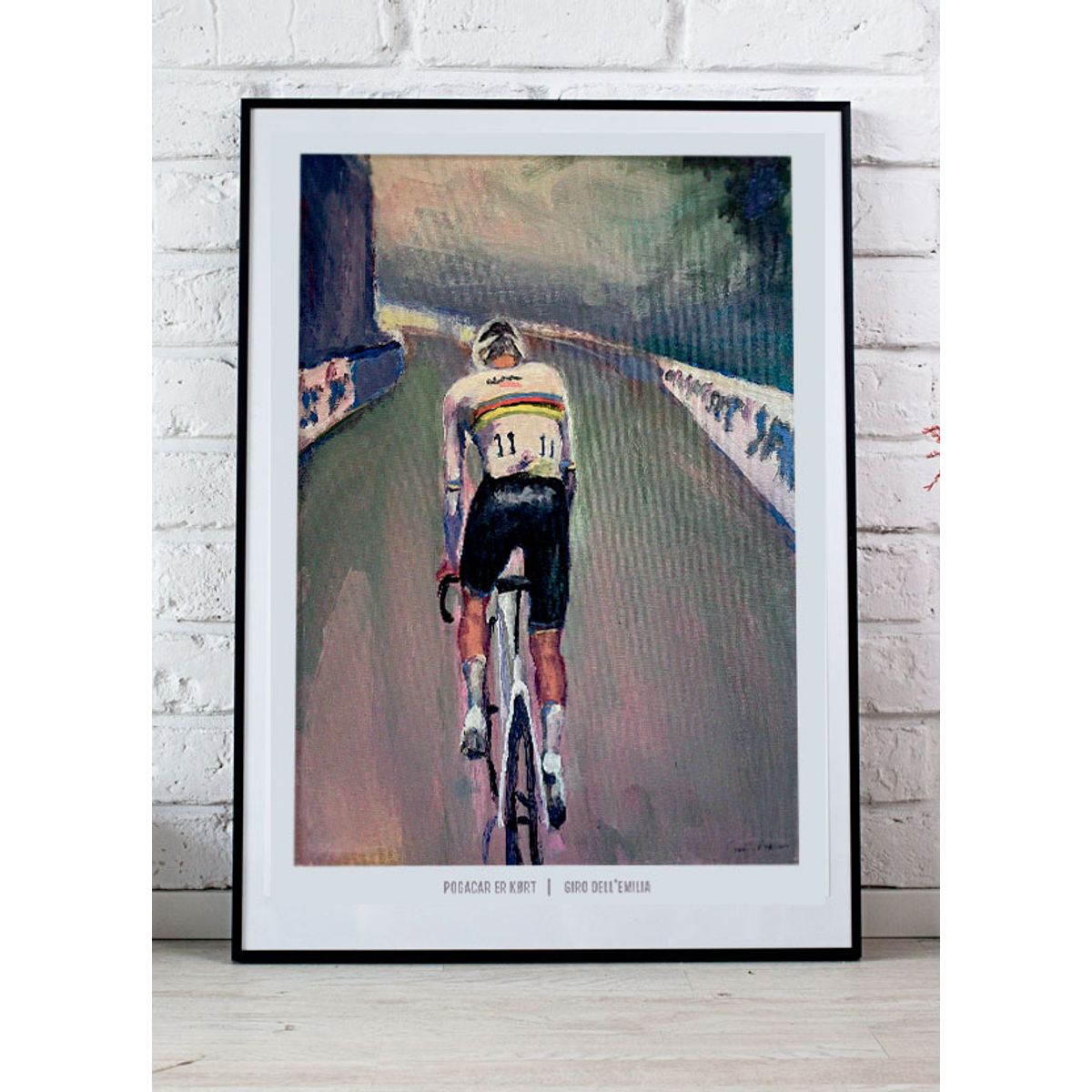 Pogacar er kørt - Giro dell'Emilia-plakat - 40 x 30 cm - Kr. 219,-