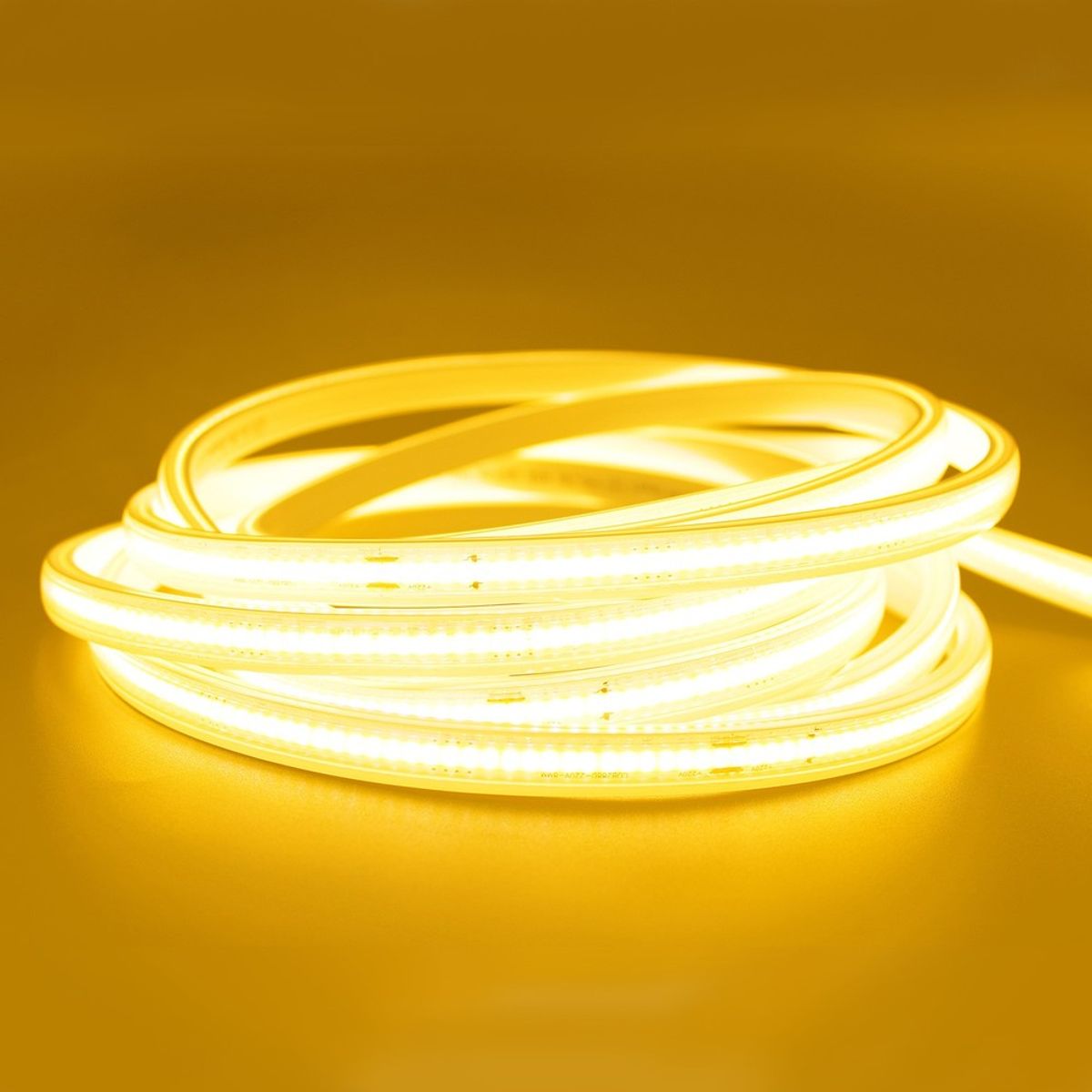 5 m. vandtæt COB strip - 230V, IP67, 360 LED, 10W/m, kan klippes for hver 50cm - Kulør : Kold