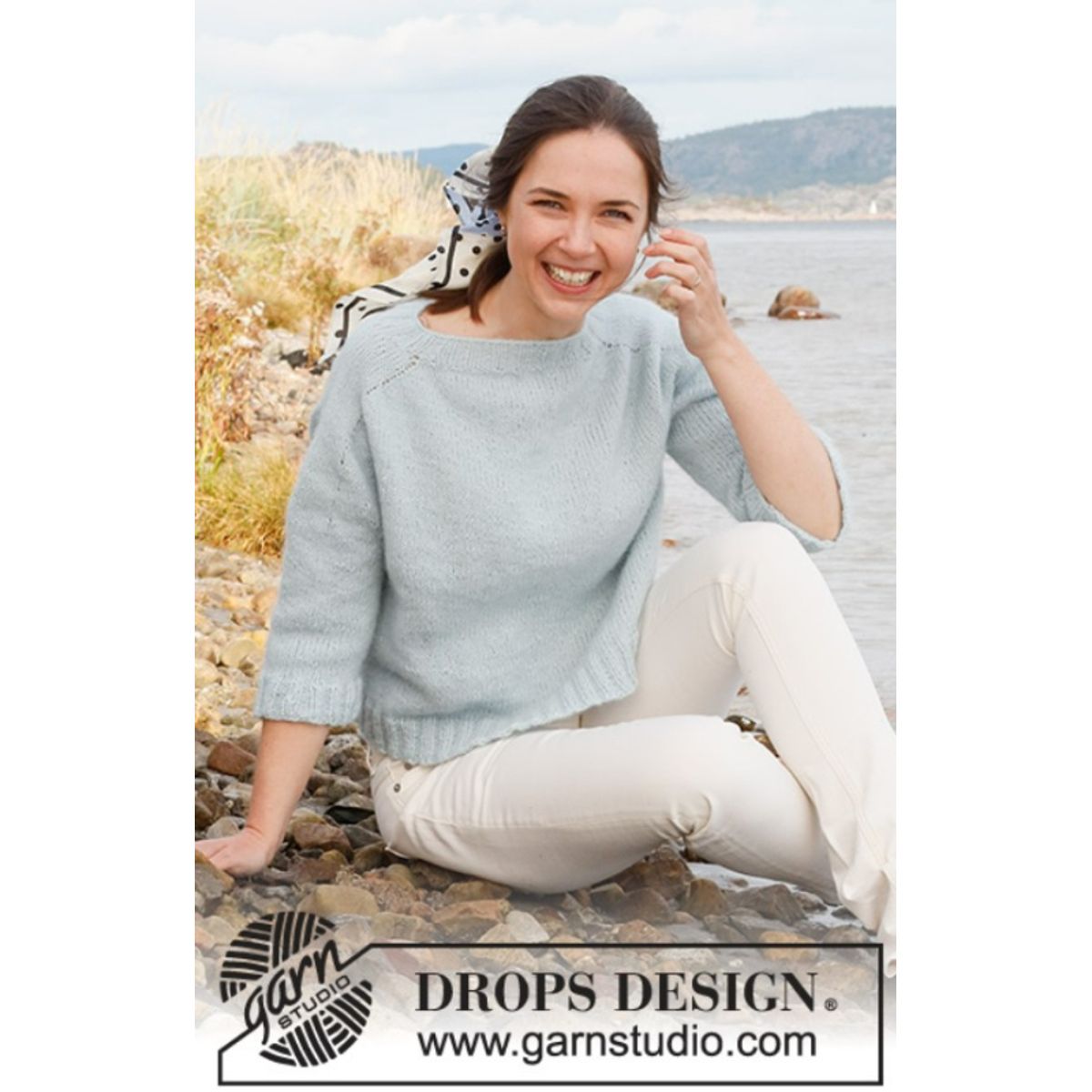 222-9 Blue Glaze Sweater by DROPS Design, fra Viking