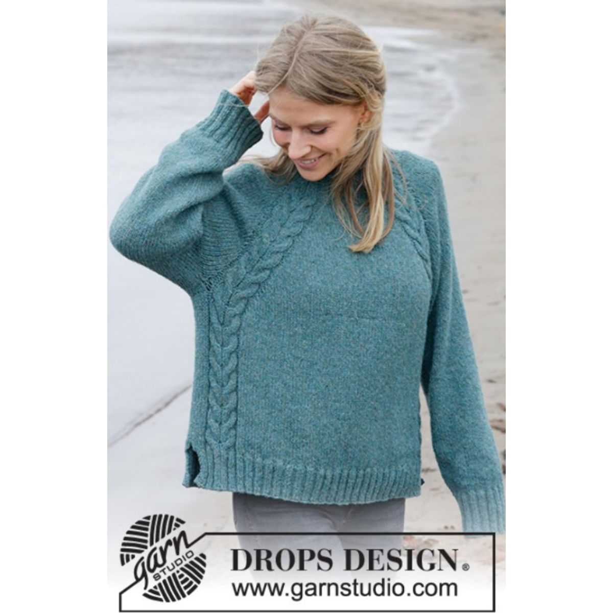 244-12 Emerald Lake Sweaterby DROPS Design, fra Viking