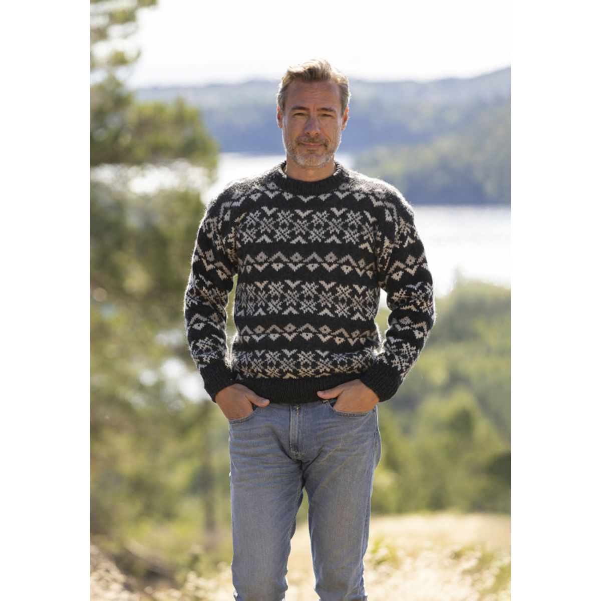 "Gisle" genser - Viking Design 2330-3 Kit - XS-XXL - Viking Wool, fra Viking