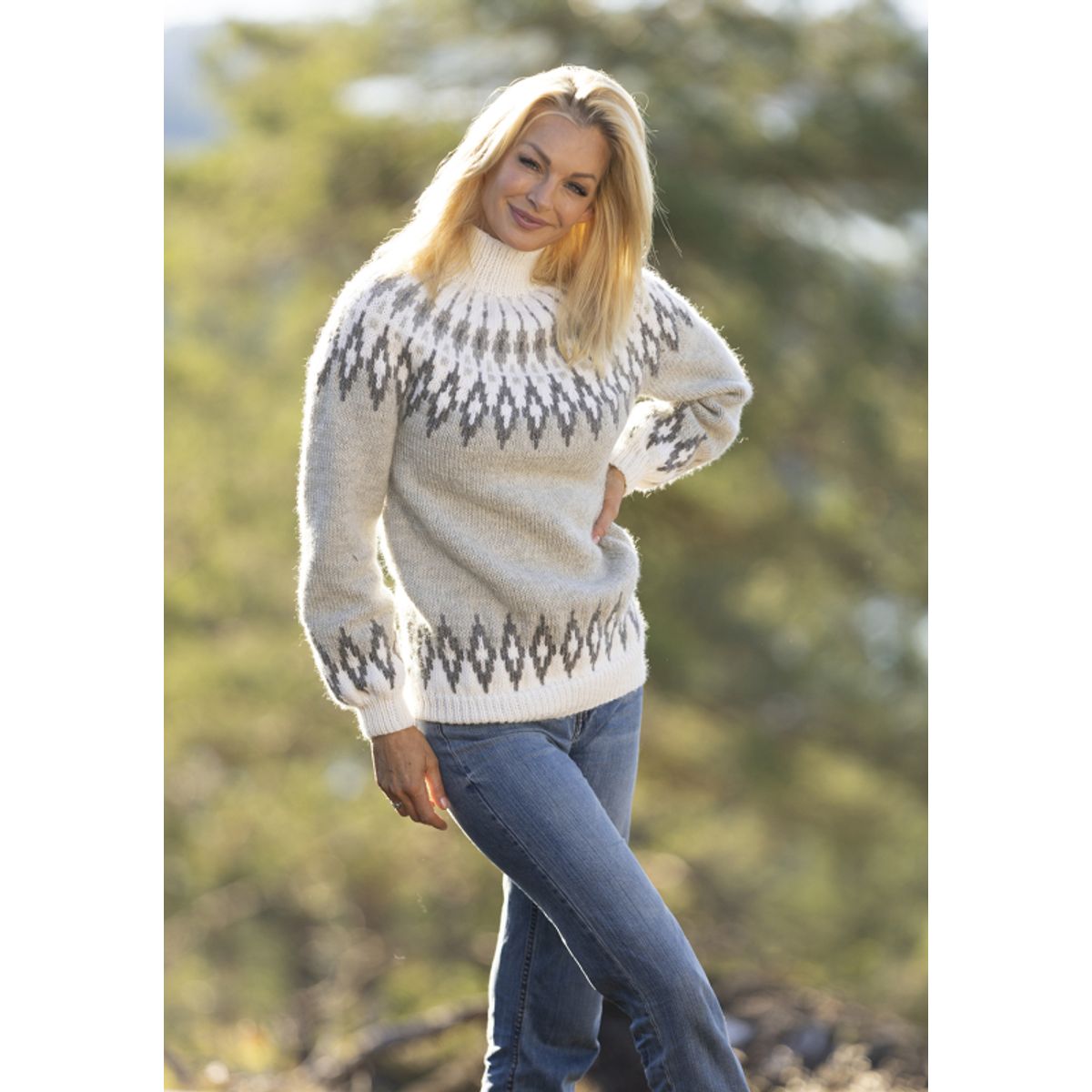 "Brianna" genser- Viking Design 2330-4 Kit - XS-XXL - Viking Wool , fra Viking