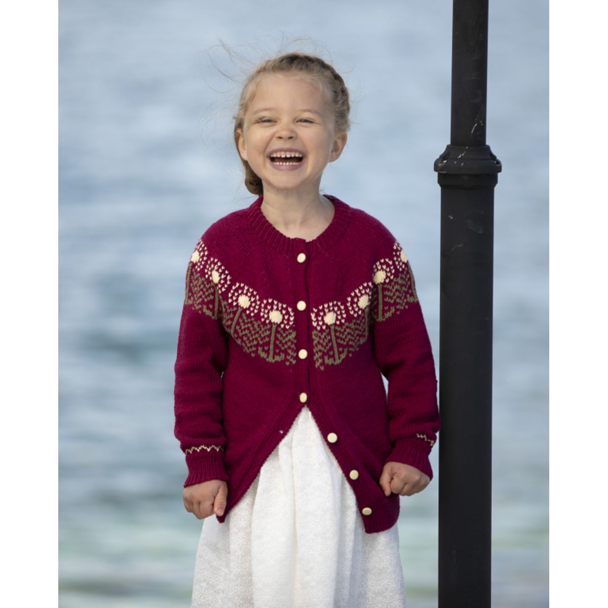 "Tara" Cardigan - Viking Design 1916-3 Kit - 2 - 12 år - Viking Bjørk, fra Viking