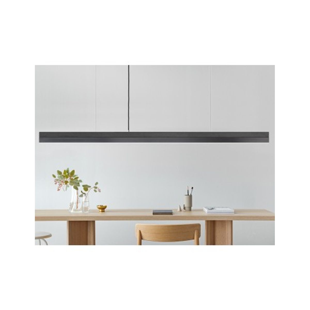 Langbordspendel i beton og stål 182 cm 25W LED - Mørk beton/Gunmetal