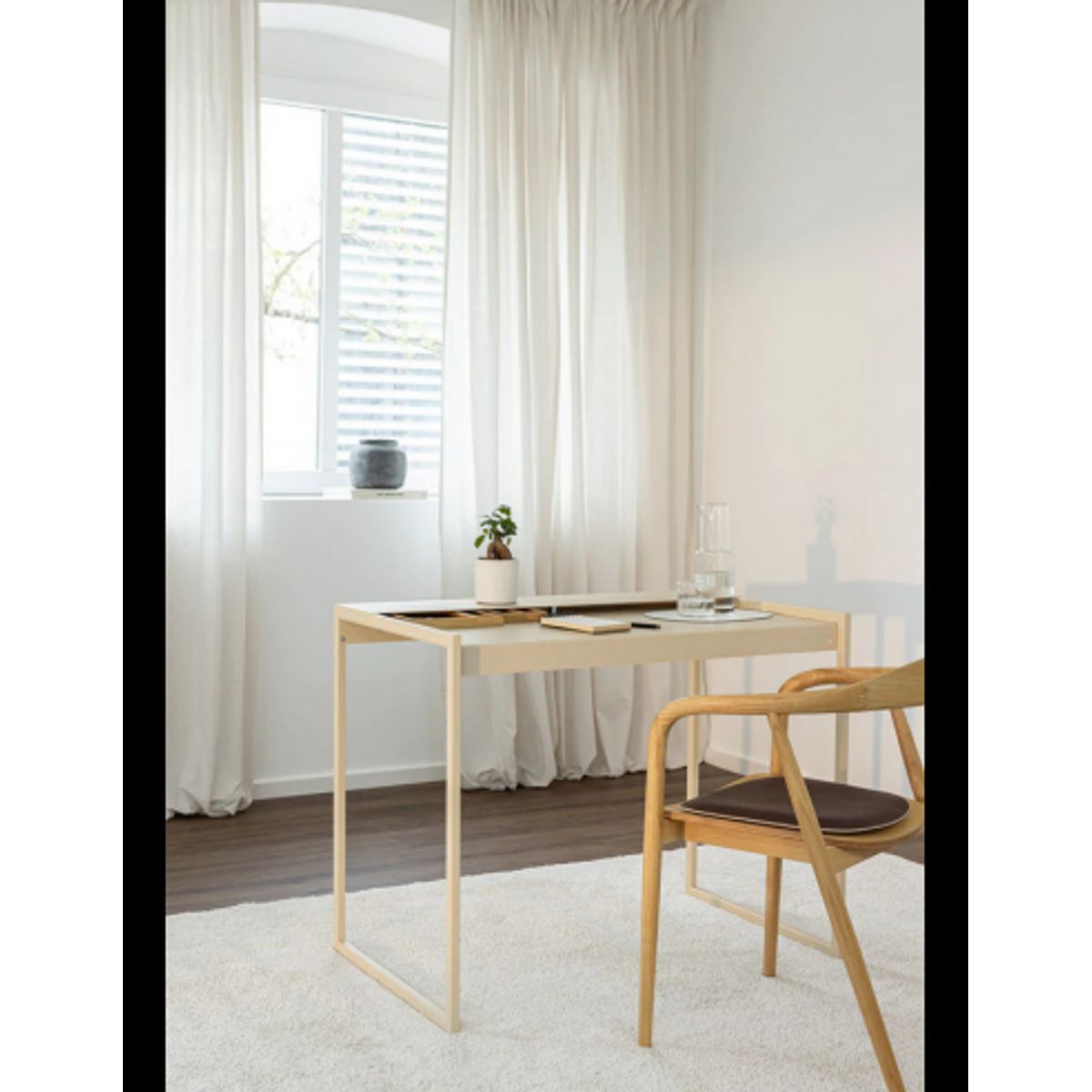 Metallbude Donna skrivebord i stål H79 x B100 x D60 cm - Creme