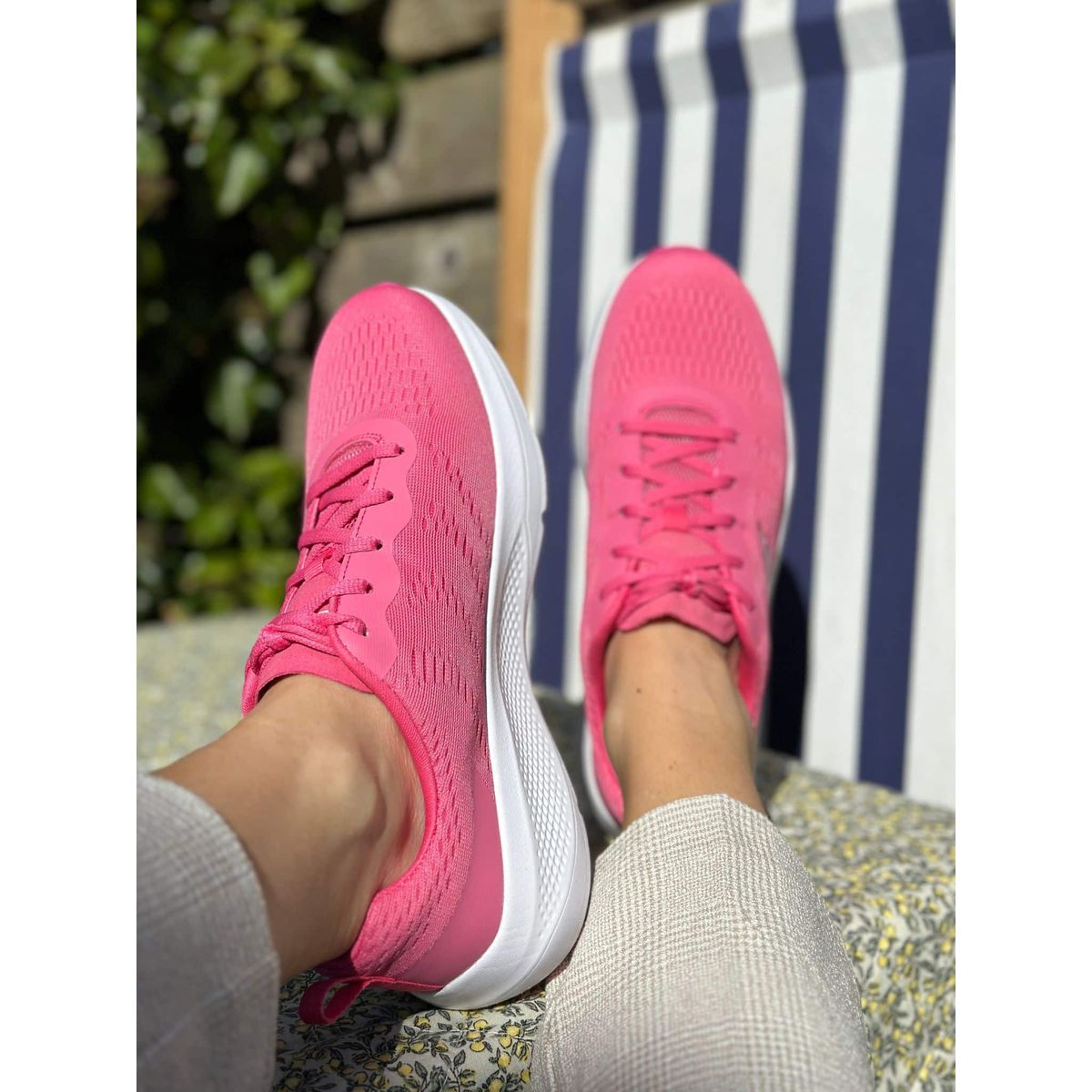 Skechers GO RUN Elevate-Pink 40