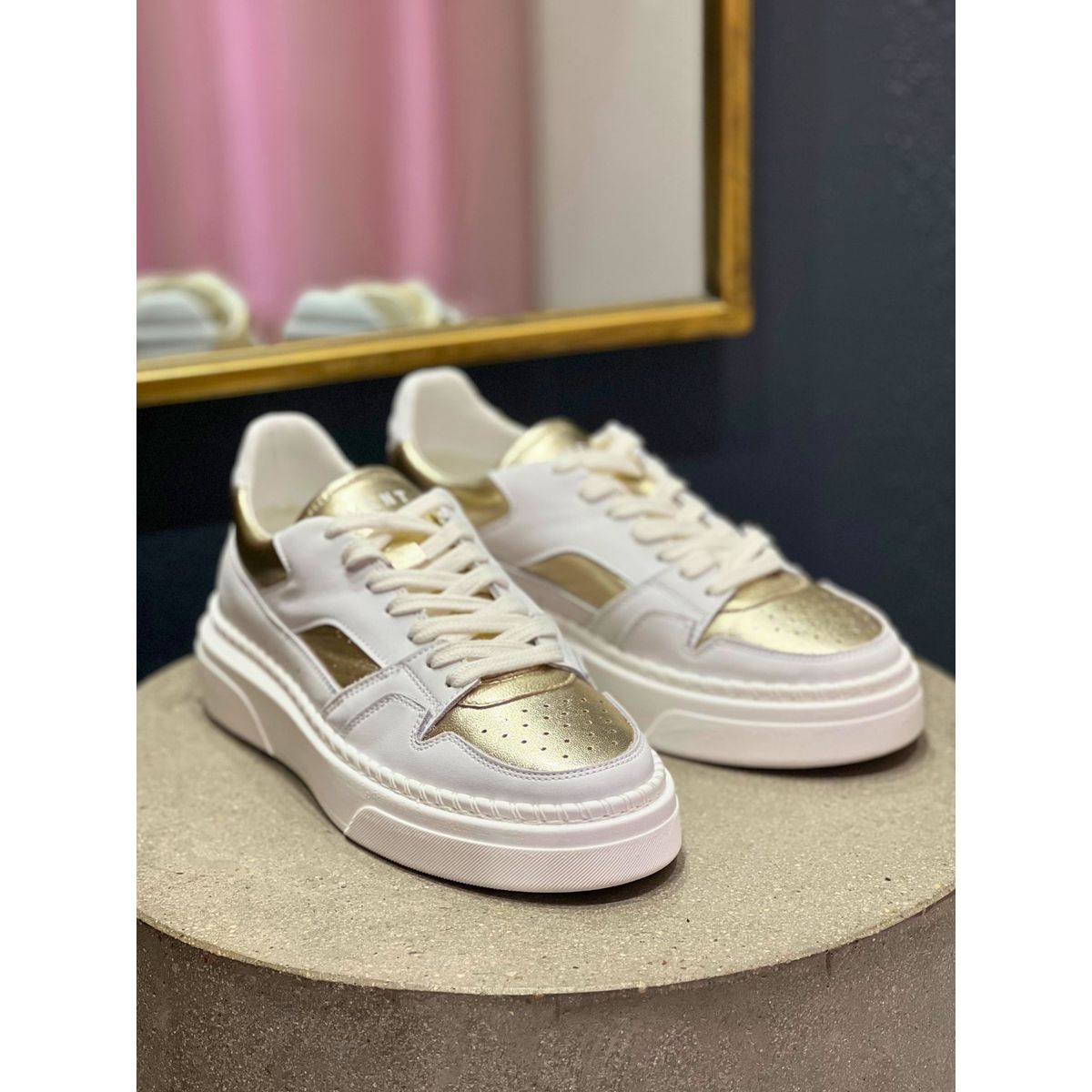 PAVEMENT, SNEAKERS BOO - WHITE/GOLD 37