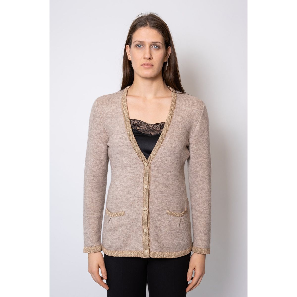 KLASSISK STRIK V-CARDIGAN beige