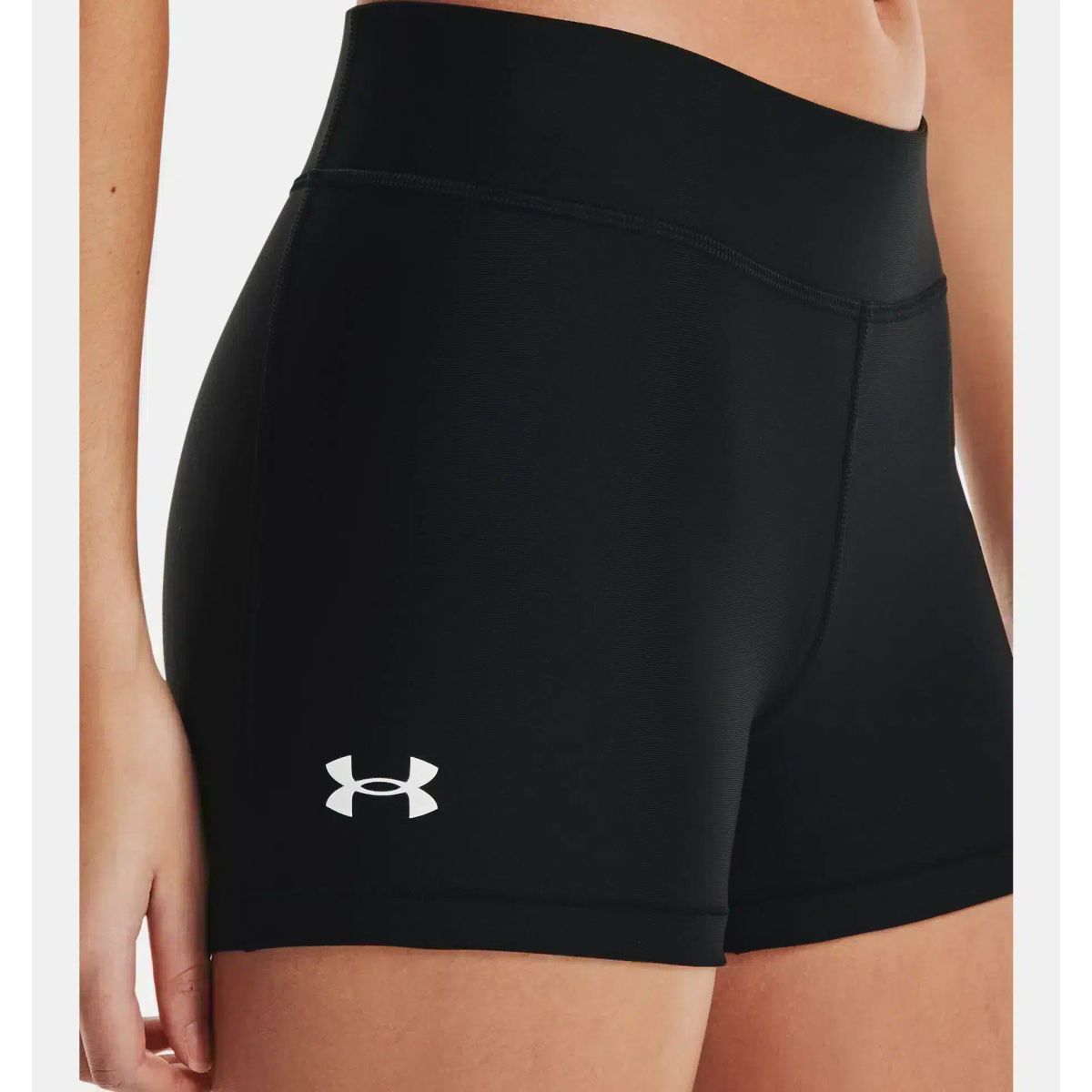 Under Armour Kvinder - HeatGear Mid-Rise Shorty - Sort L