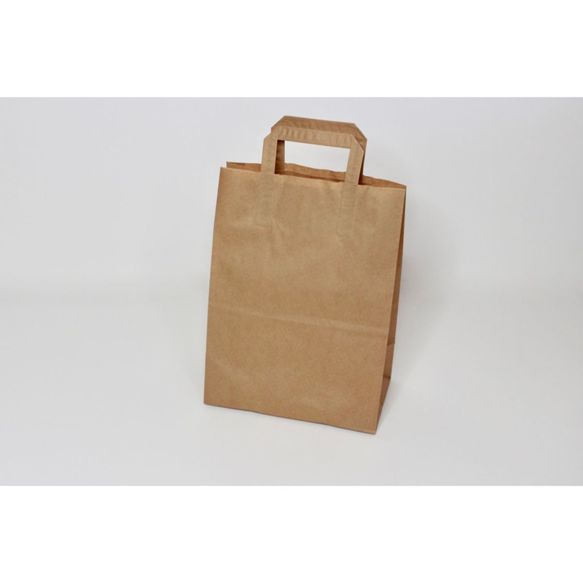 Bærepose Papir Brun 260x155x340mm 16 Liter med Flad Hank 200 stk