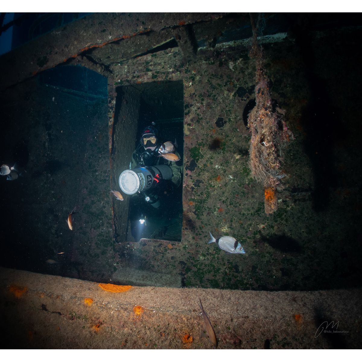 PADI DarkZone Wreck penetration