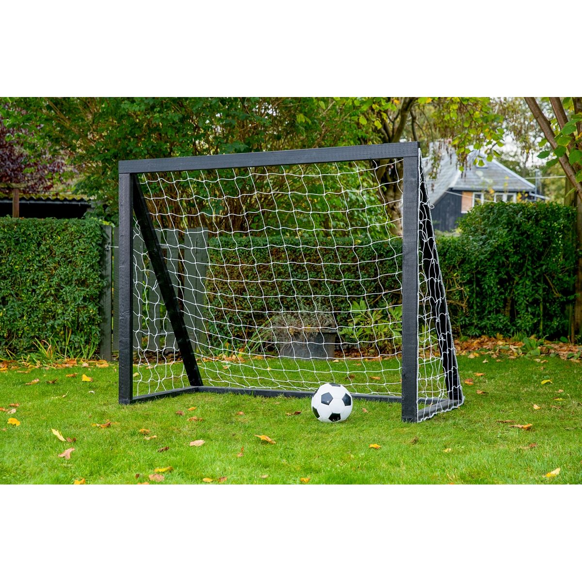 Fodboldmål i TRÆ - 175 cm x 140 cm med net i SORT - KRAFTIG KVALITET - HURTIG LEVERING