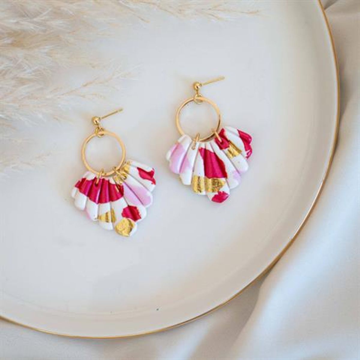 Cleo Earrings, love