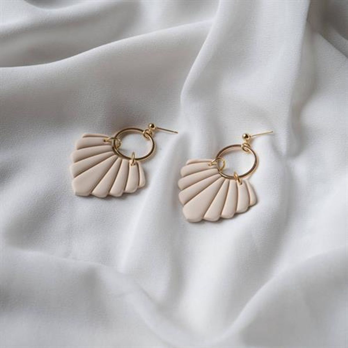 Cleo Earrings, nude