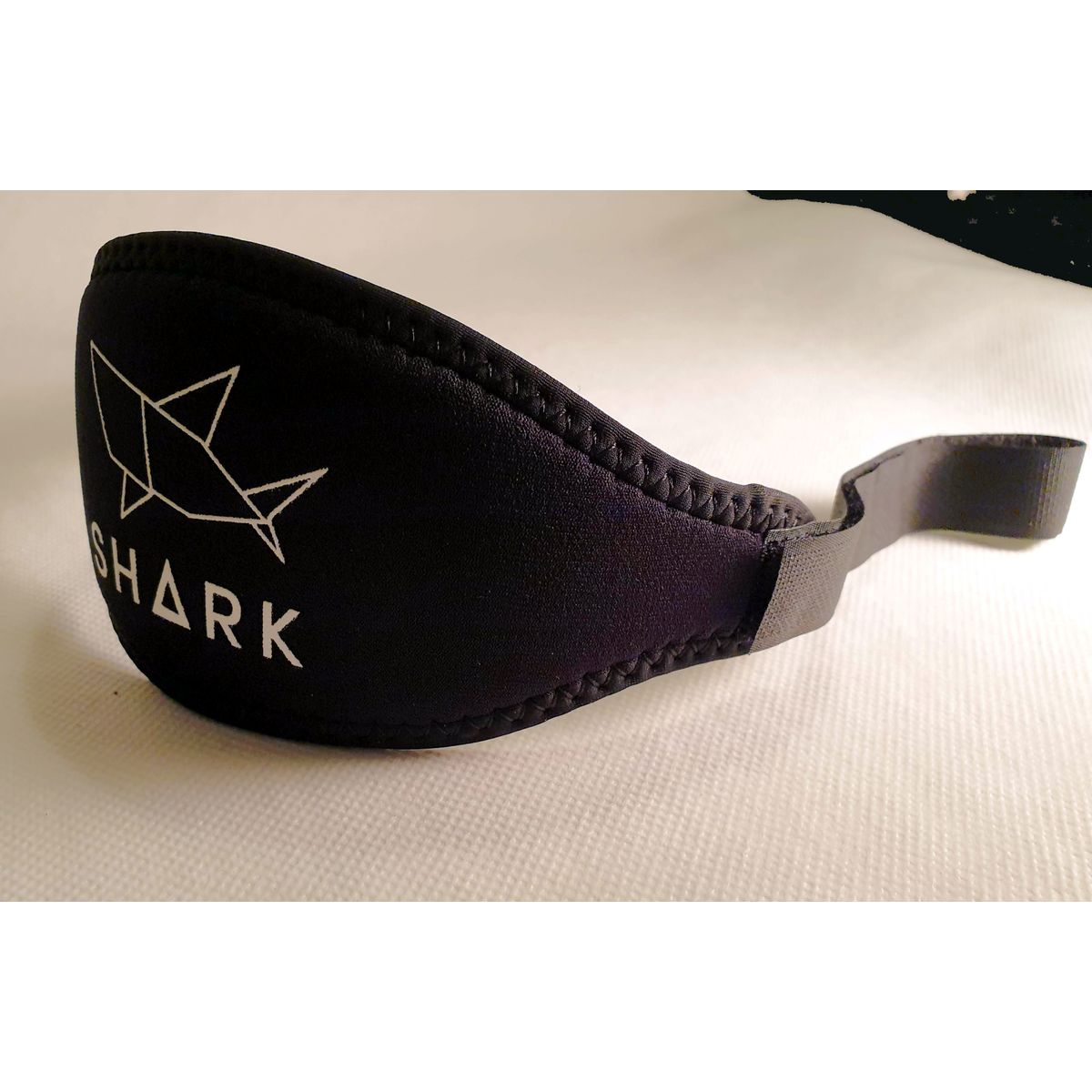 Shark Neoprenstrop med velcro